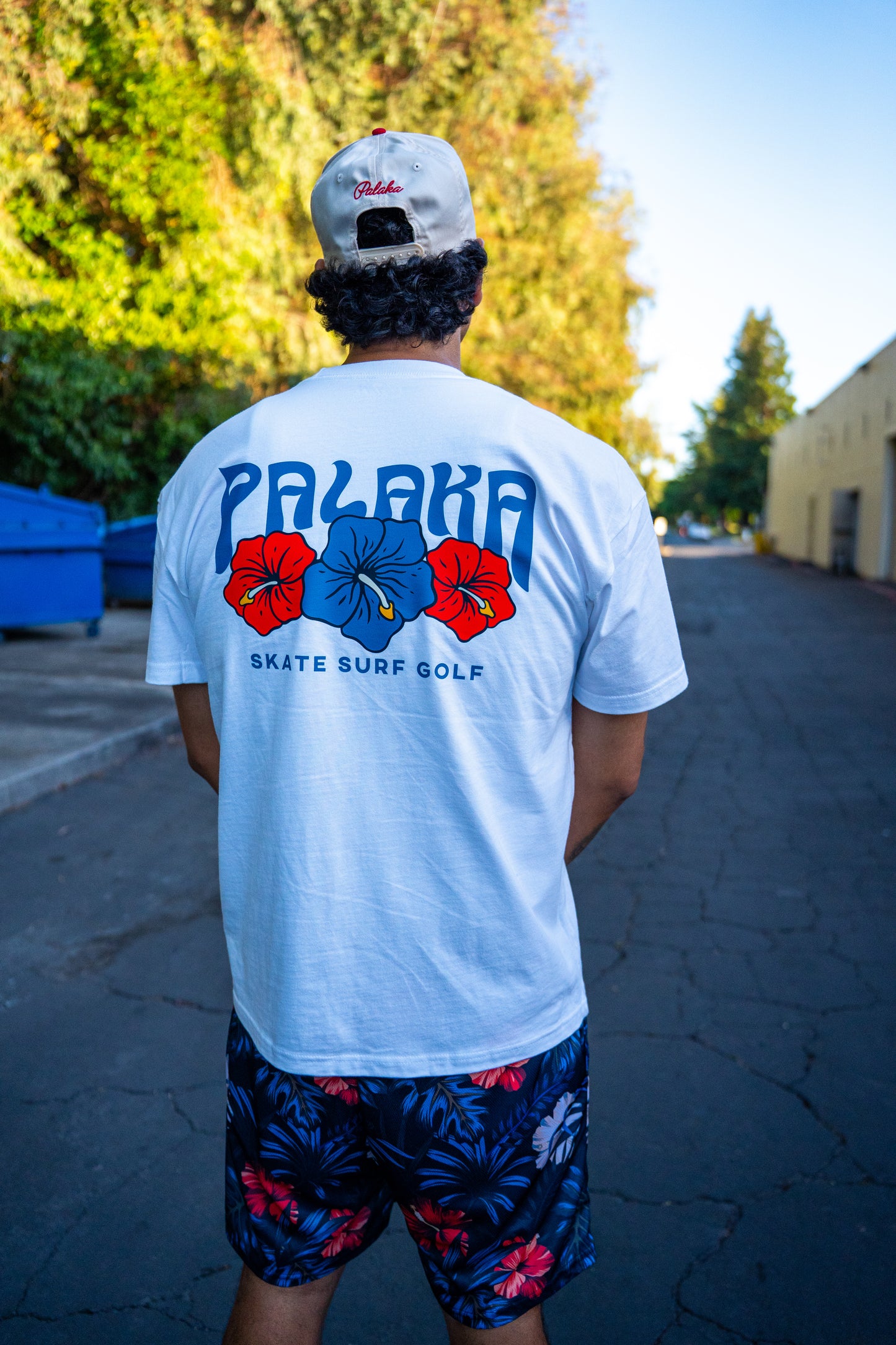 HIBISCUS TEE - WHITE
